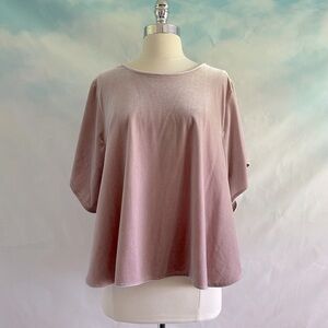 Madewell Wisteria Dove Butterfly Short Sleeve Velvet Top